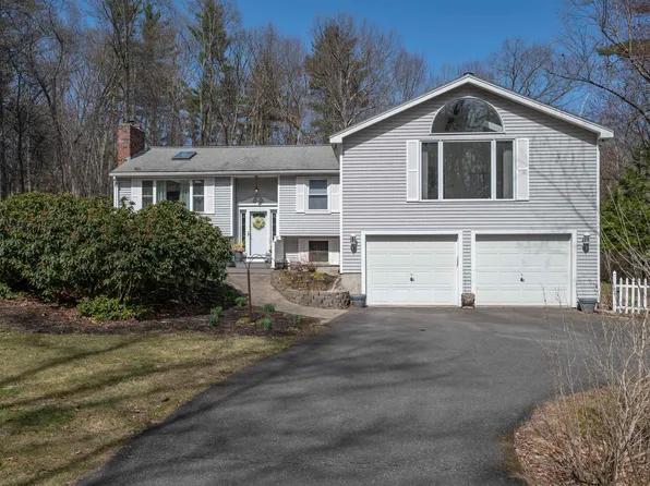 50 Wash Pond Road, Hampstead, NH 03841