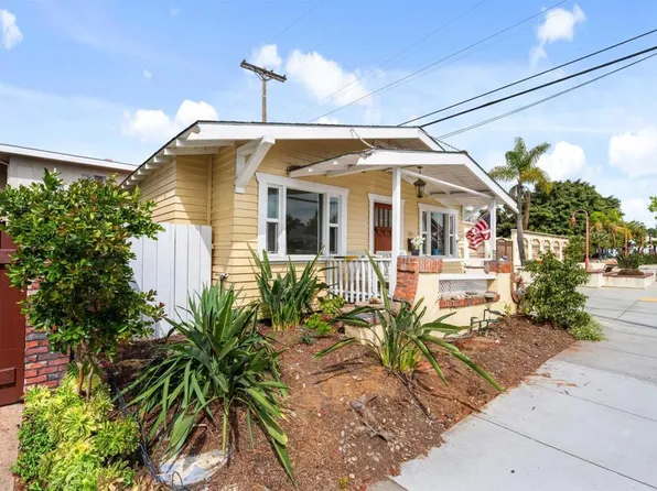 1011 8th St, Coronado, CA 92118