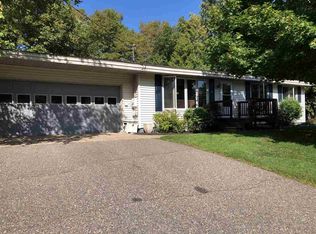 1602 Kildahl Ave, Marquette, MI 49855