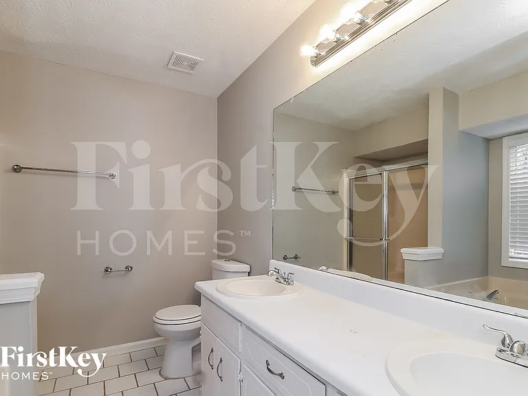2570 Paul Thomas Dr — Photo 12
