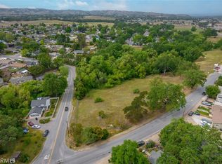 96 Old County Rd #VV, Templeton, CA 93465