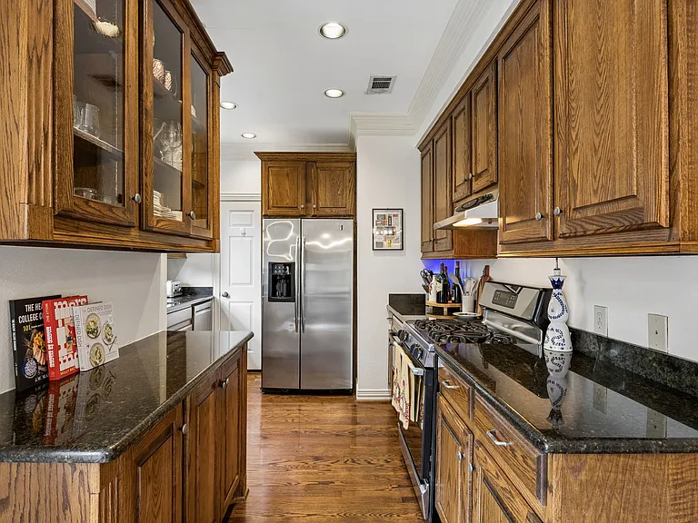 3101 Rosedale Ave — Photo 7