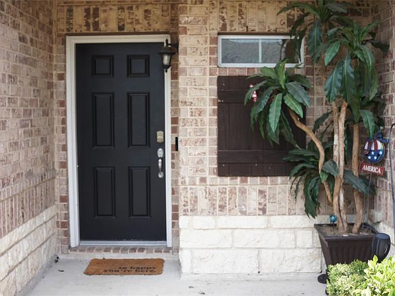 2nd image of 1619 Grable Cove Ln