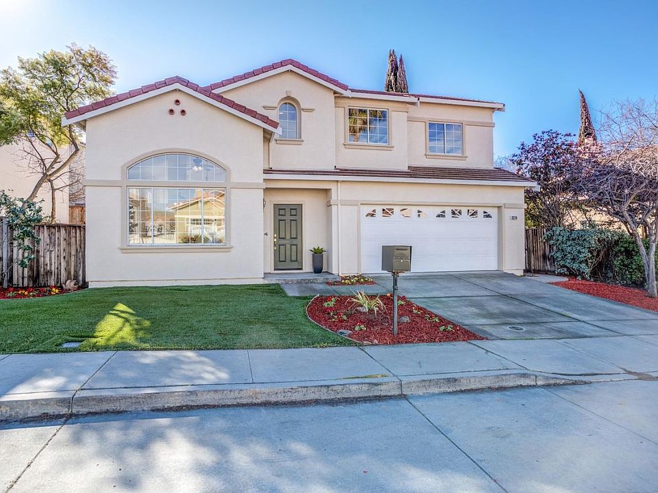 1st image of 3276 Pomerado Dr
