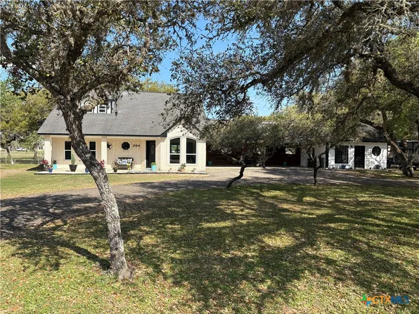 264 Live Oak Dr, Inez, TX 77968