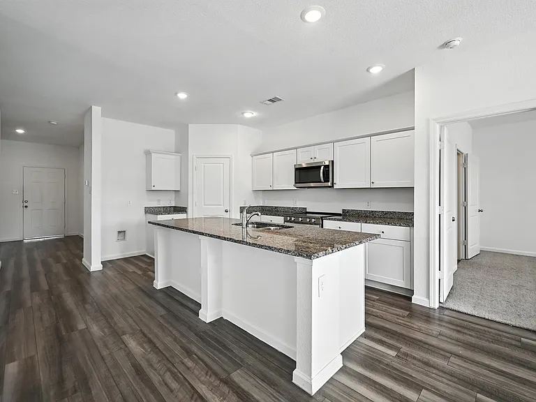 1637 Escondido Dr — Photo 4