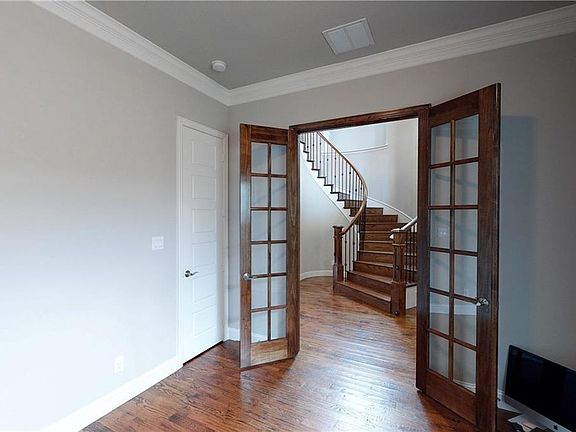 5th image of 14916 Maroon Bells Ln