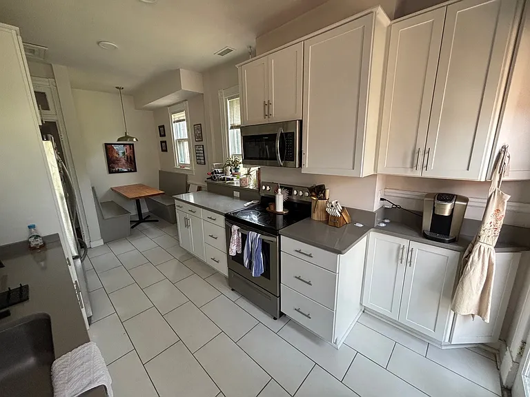 2306 Stuart Ave #A — Photo 4