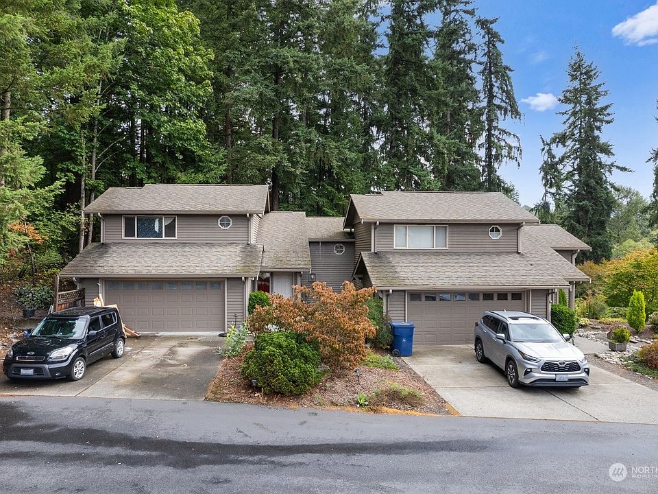 1st image of 1811 Larch Way
