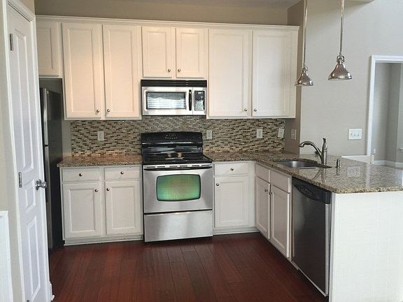 5th image of 207 Stone Park Dr