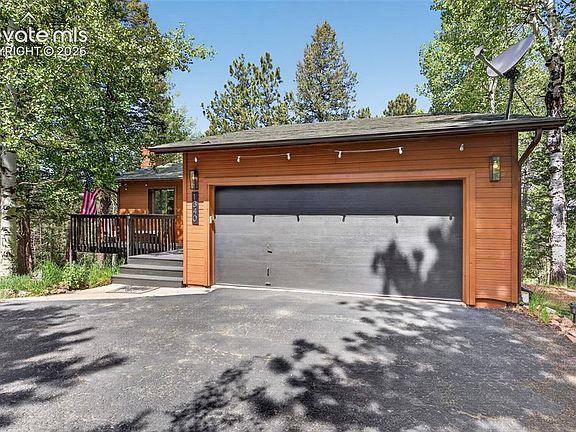 5th image of 1340 Forest Edge Rd