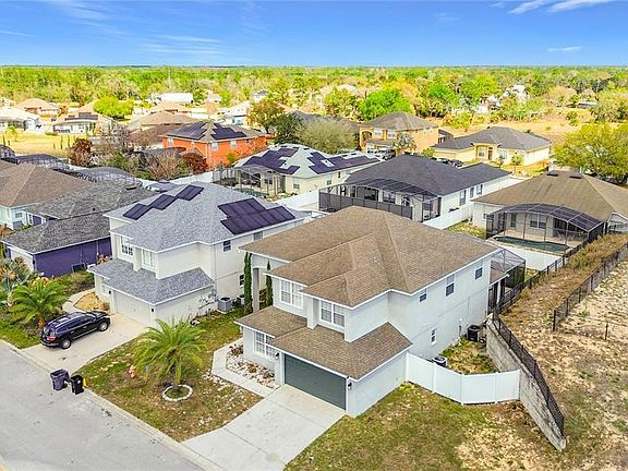 2nd image of 406 Wildflower Rd