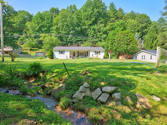 4th image of 4103 Poplar Camp Rd