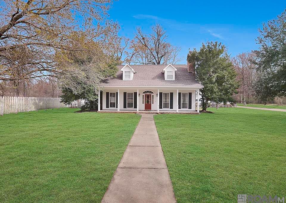 1st image of 10285 Lovett Rd