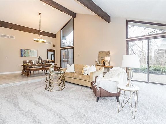 5th image of 524-25 Concord Downs Ln