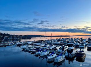65 Kirkland Ave APT 302, Kirkland, WA