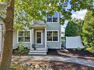 10 Brightside Ln UNIT 10, Forestdale, MA 02644
