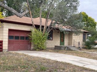 416 S 5th St, Greybull, WY 82426