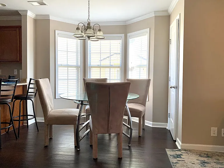 337 Sam Houston Cir — Photo 4