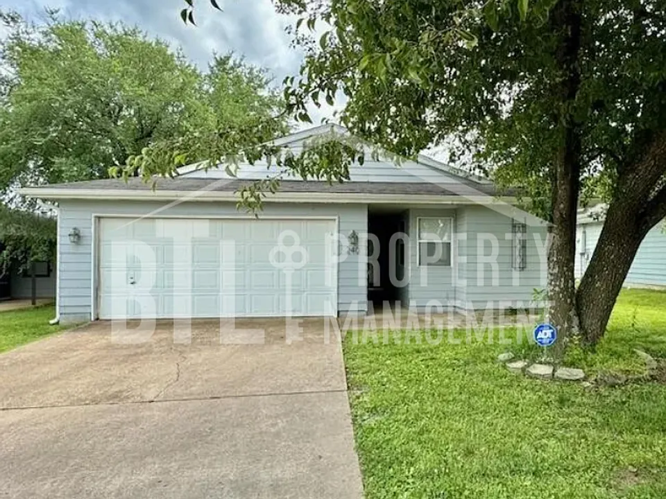 240 Fox Ridge Rd