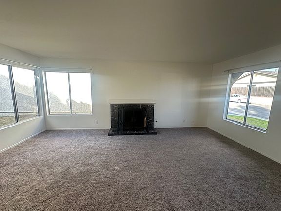 5th image of 1253 Snipe Ave