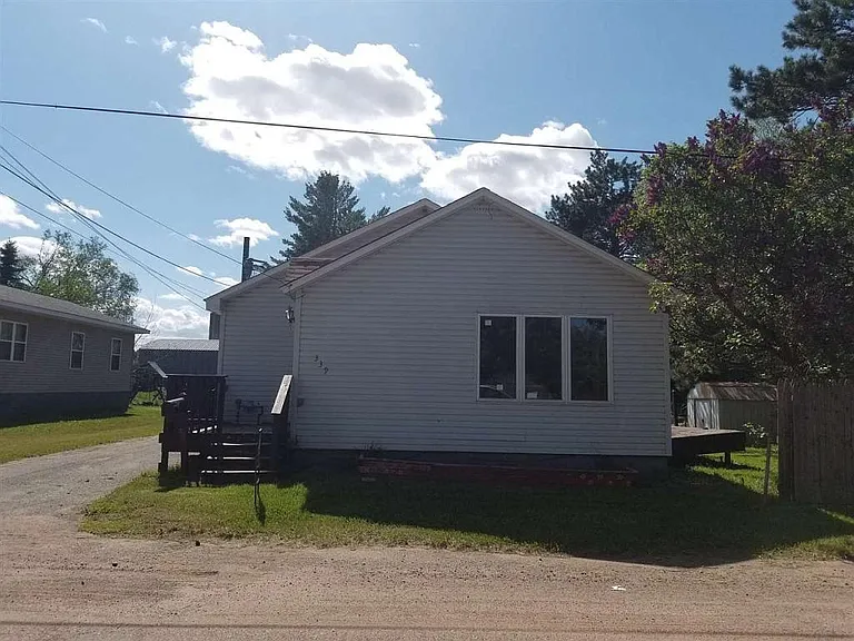 339 Carp St — Photo 14