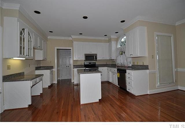 2nd image of 7813 Sutcliffe Dr