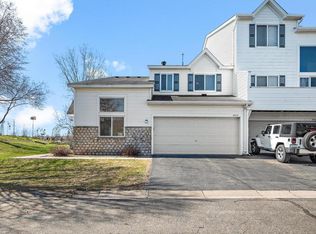 6854 Meadow Grass Ln S, Cottage Grove, MN 55016