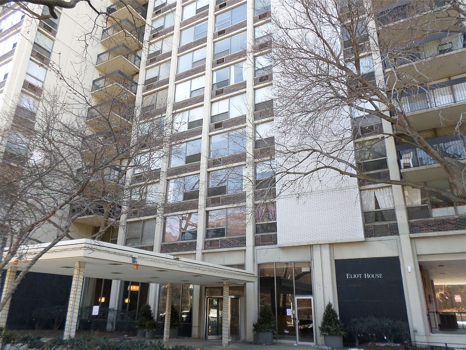 1st image of 1255 N Sandburg Ter #2207E
