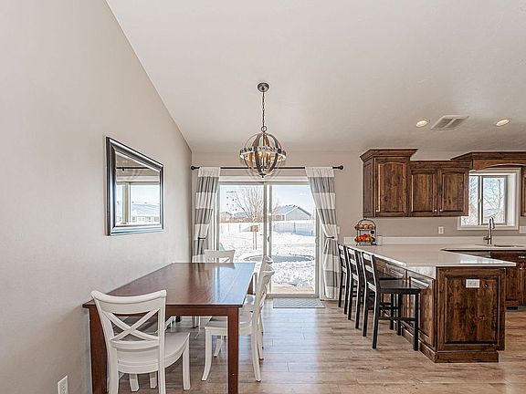 5th image of 3960 E Sienna Cir