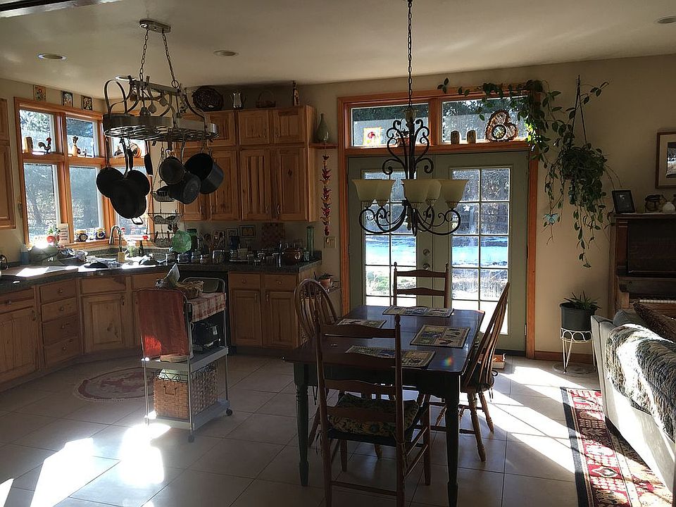 2nd image of 4383 Davis St