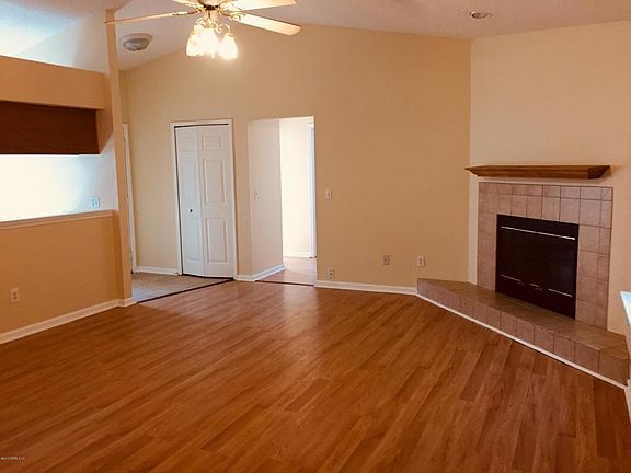 5th image of 9031 Berens St