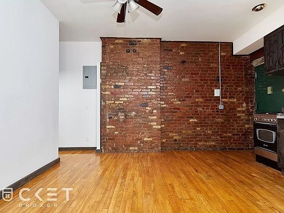 2nd image of 520 E 14th St APT 18