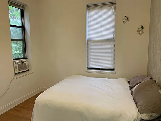 Rented by Flatiron Real Estate Advisors LLC | media 17