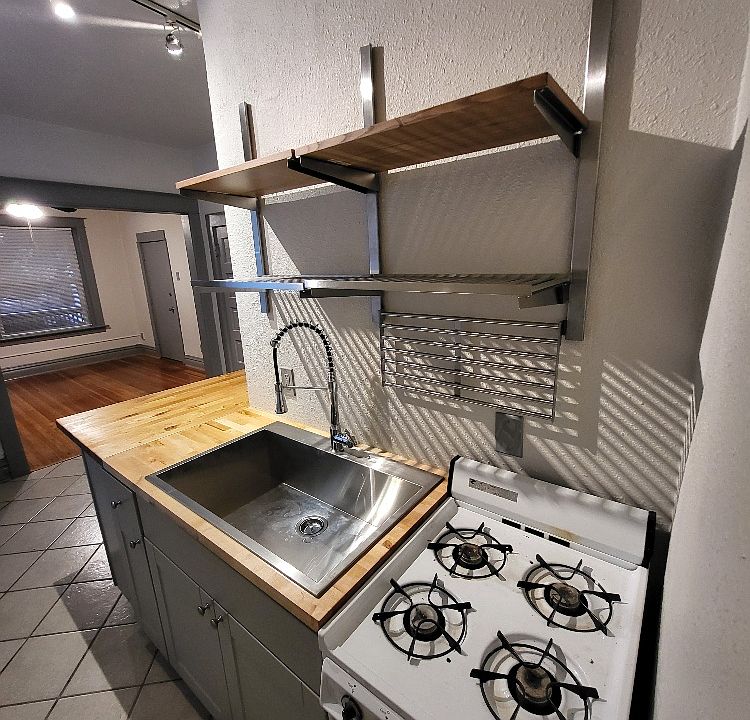 Modern Kitchen!