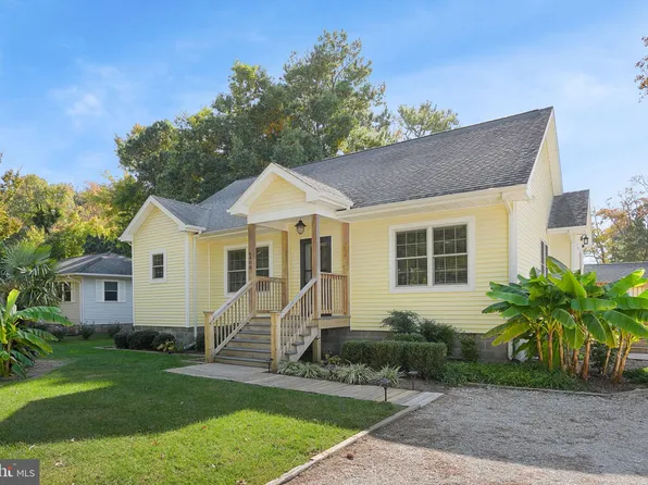 6408 Annamessex Ln, Chincoteague Island, VA 23336