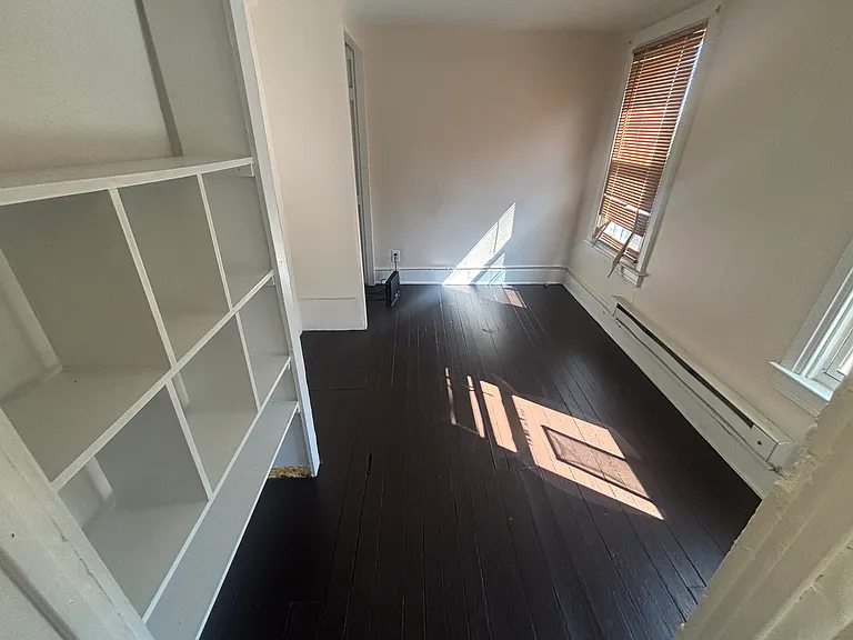 248 Roosevelt Ave #2 — Photo 13