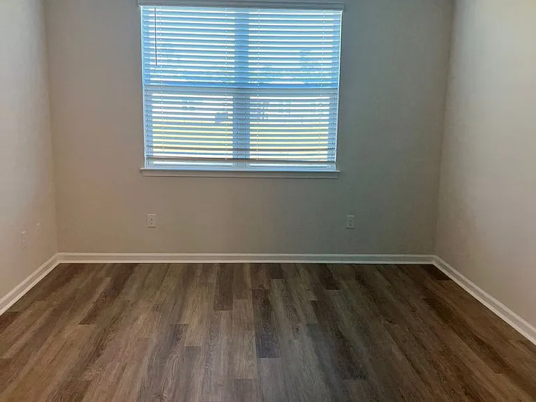 331 Gringott Ln — Photo 15