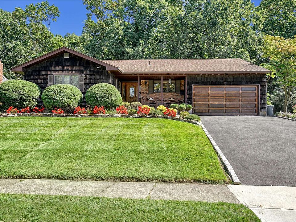 1st image of 19 Kingswood Dr
