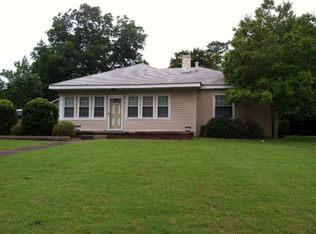 506 N 3rd St, Opelika, AL 36801
