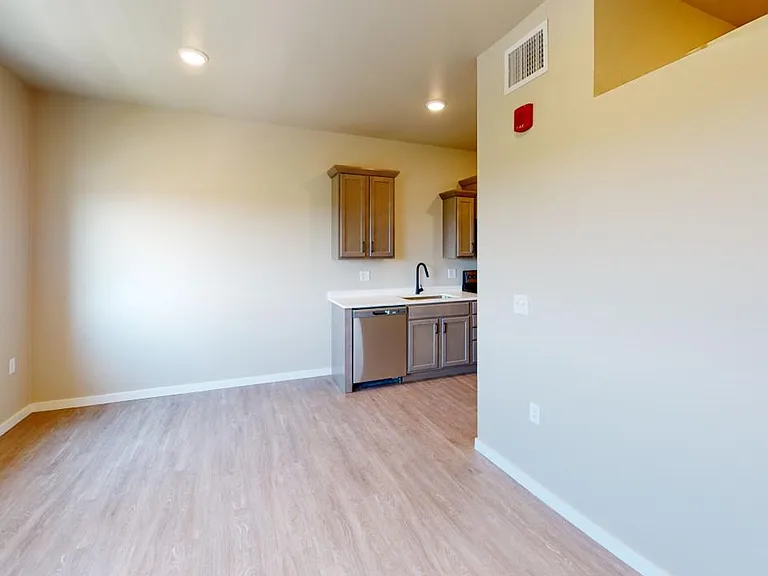 Farmstead Apartments — Photo 23