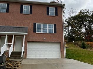 272 Glenn Ave, Canonsburg, PA 15317