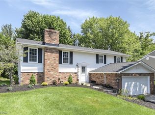 13970 Chippewa Trl, Middleburg Heights, OH 44130