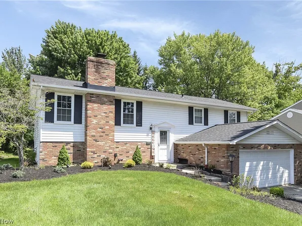 13970 Chippewa Trl, Middleburg Heights, OH 44130