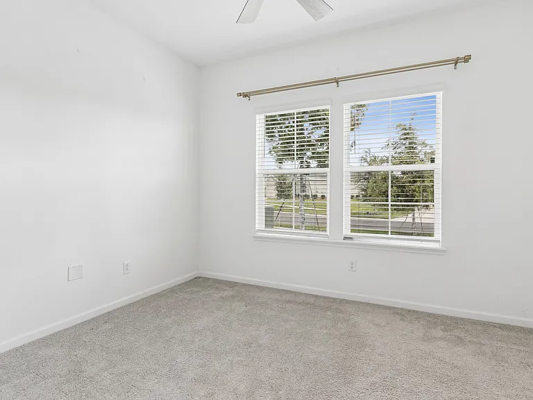 3012 Granary Park Ave — Photo 12