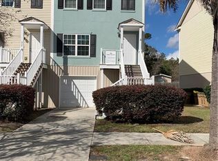 313 Laurel Oak Ln, Savannah, GA 31404