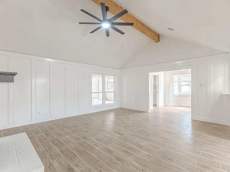 10519 Kirkwren Dr — Photo 8