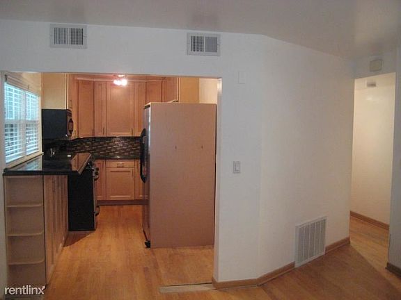 2nd image of 1146 W Lill Ave #Unt1