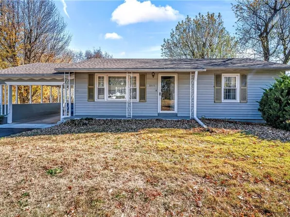 8515 Penner Ave, De Soto, KS 66018