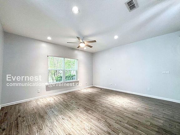 4th image of 2451 Caney Oaks Dr E